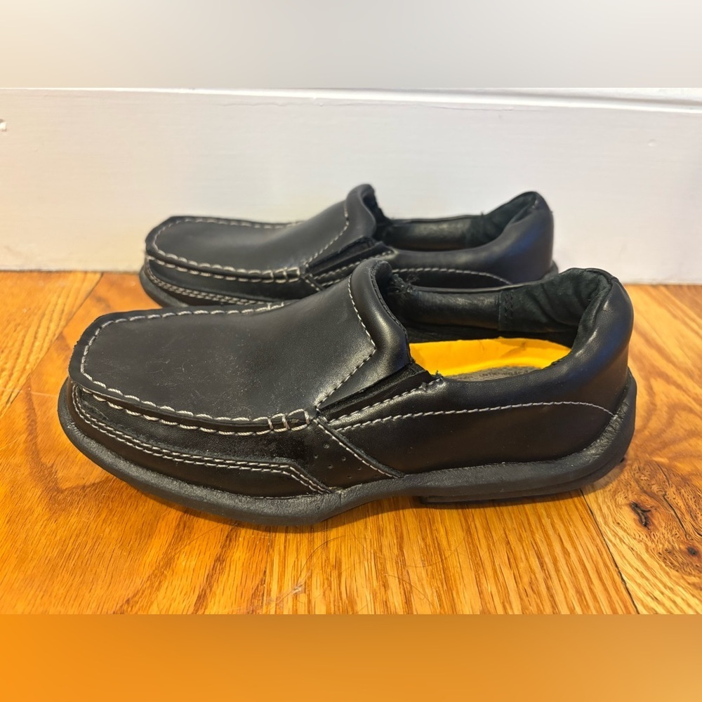 Classic Black Kids Dress Shoes - Picture 2 of 7